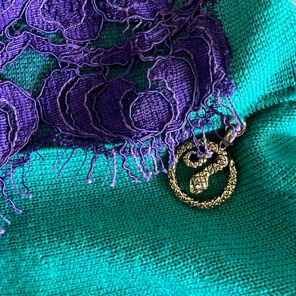 New with tags Roberto Cavalli sweater top super stunning size 4 - Picture 3 of 6